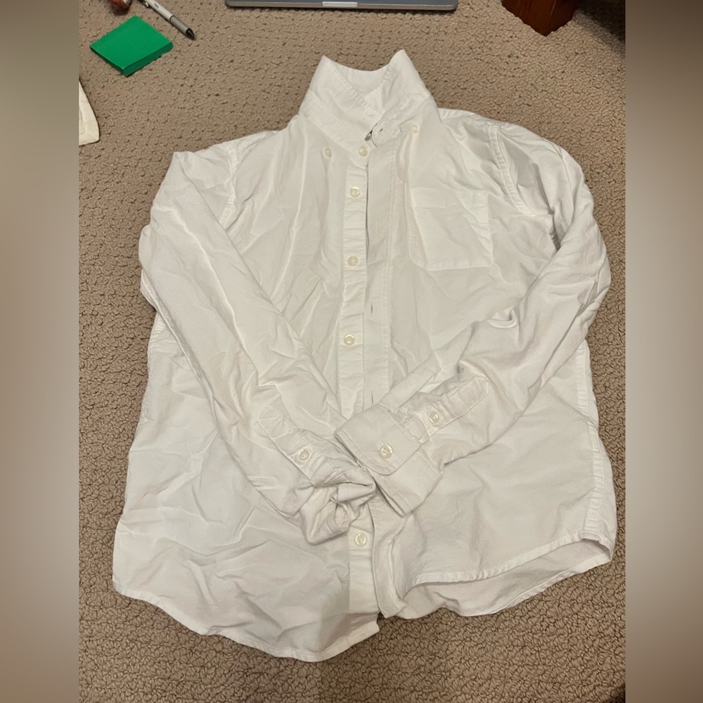 Women’s white button up